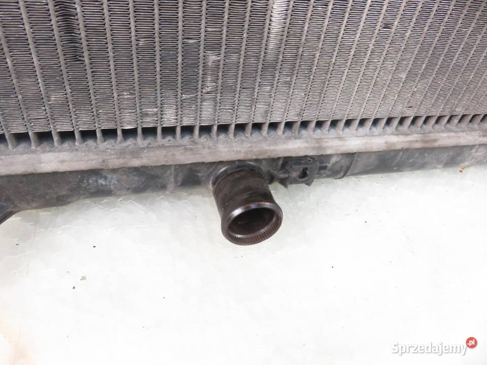 CHŁODNICA WODY HYUNDAI SANTA F I 20 CRDi osobowe sprzedam