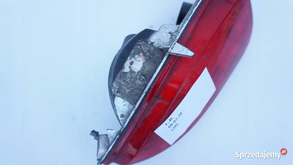 LAMPA PRZECIWMGIELNA TYŁ PRAWA LEWA CORSA C LIFT Oświetlenie