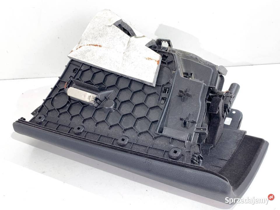 SCHOWEK PASAŻERA BMW F32 SportowyCoupe 9228283 podkarpackie