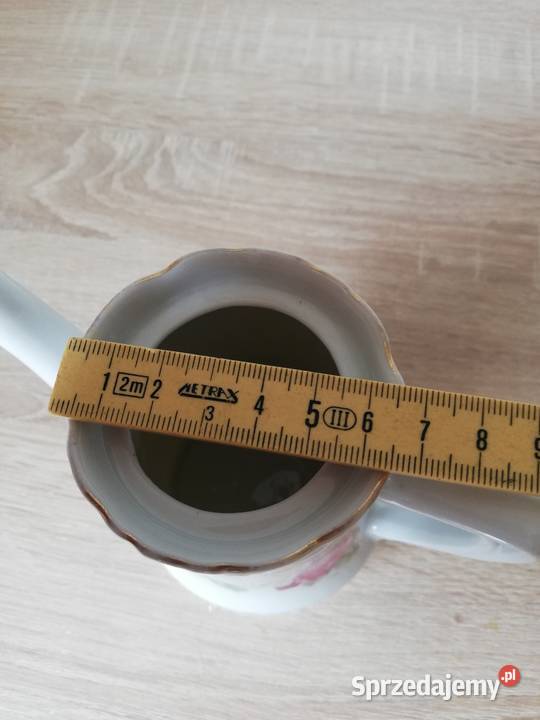 Dzbanek róże antyk pojemnośc 380 ml Porcelana i szkło
