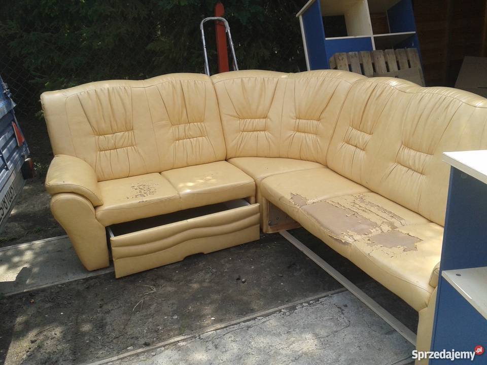 Oddam duży narożnik