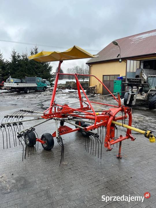 Zgrabiarka karuzelowa Fella 425 DN zagrabiarka mazowieckie Myszyniec