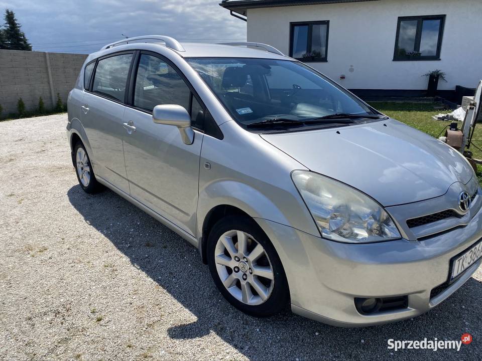 Toyota Corolla verso salon Polska Starachowice