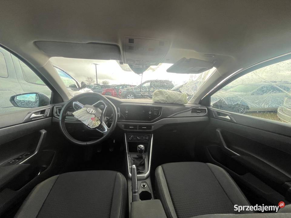 VOLKSWAGEN Polo VI 10 TSi 9 5GP533 Opole
