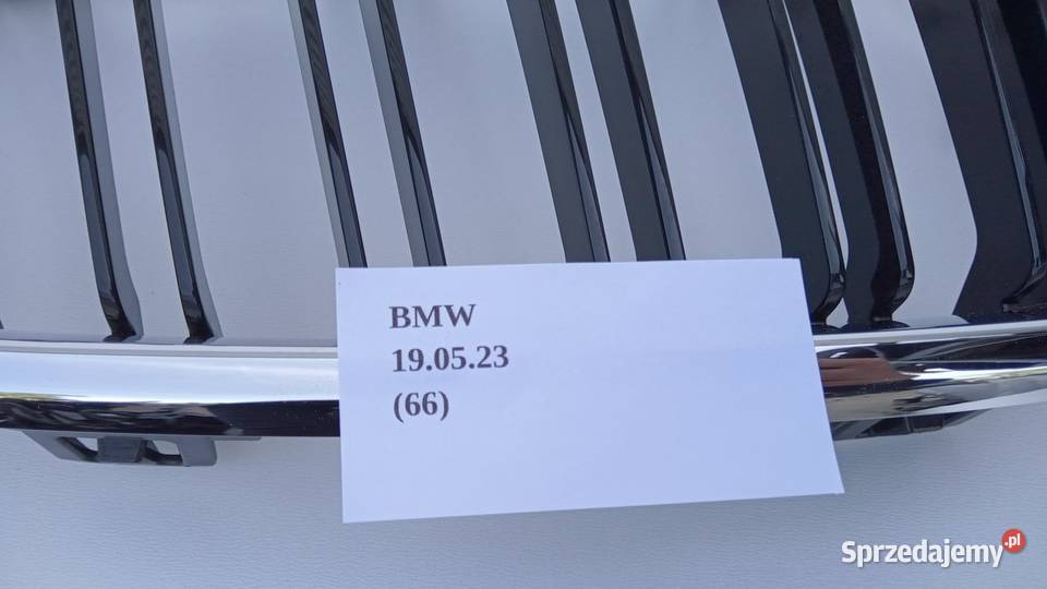 NERKA PRAWA GRILL ATRAPA BMW M2 F22 F23 osobowe Karoseria Nowy Tomyśl