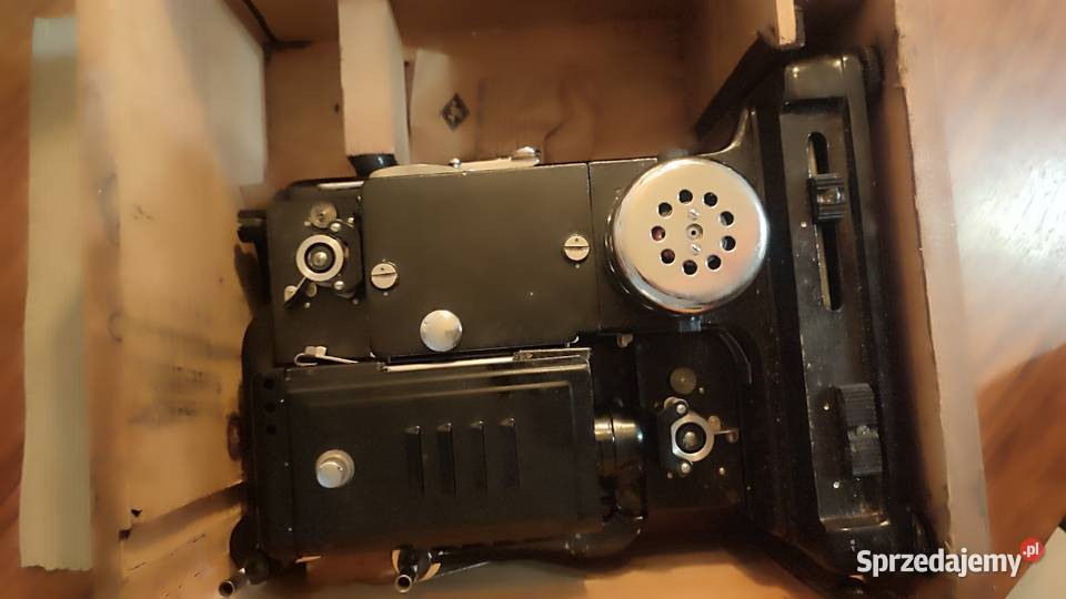 Sprzedam zabytkowy projektor 16mm Agfa Movector
