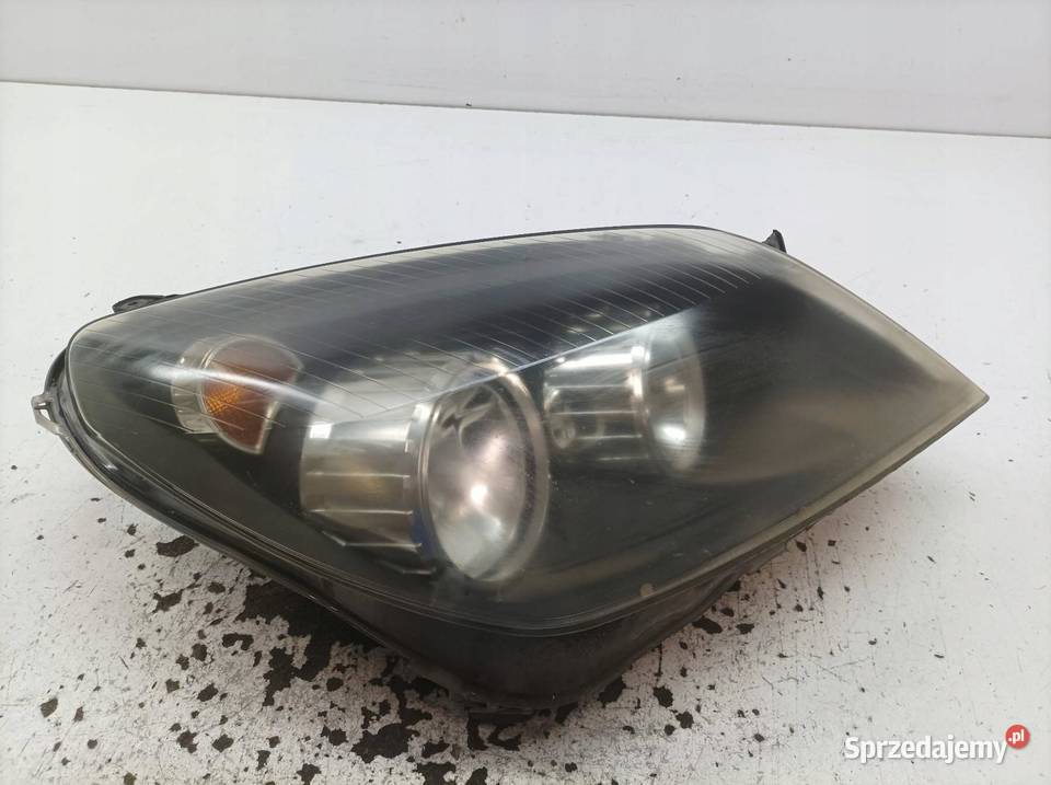 LAMPA PRZÓD PRAWA EU Opel Astra III 20042014 H świętokrzyskie