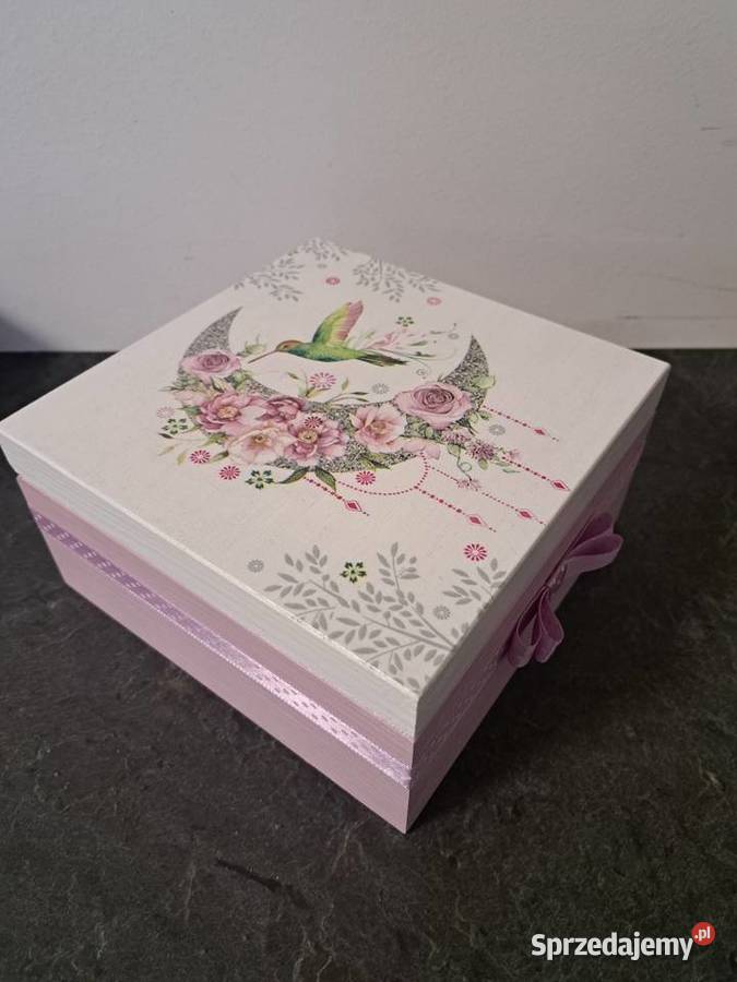 Szkatułka z księżycem kwiaty koliber handmade opolskie