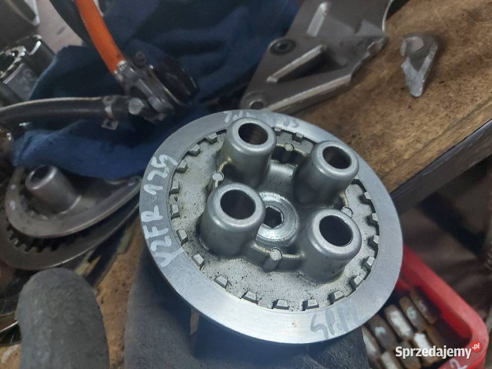 Yamaha YZF 125 sprzęgło kosz sprzęgłowy docisk Jelenia Góra
