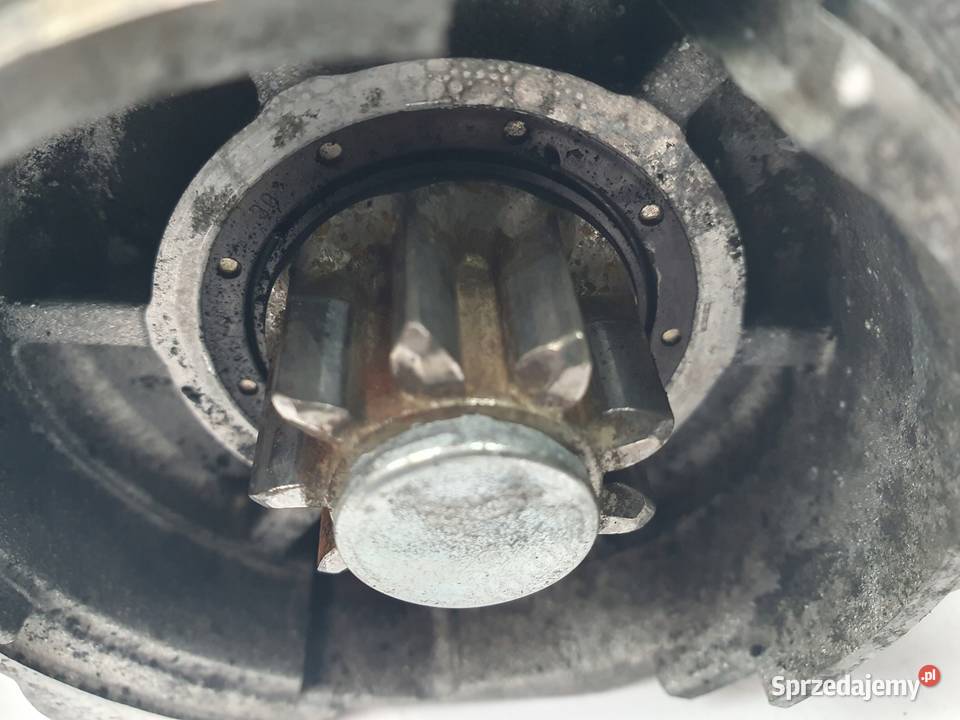 ROZRUSZNIK Audi A4 B7 20 TDI 0001125053 osobowe lubelskie Chełm