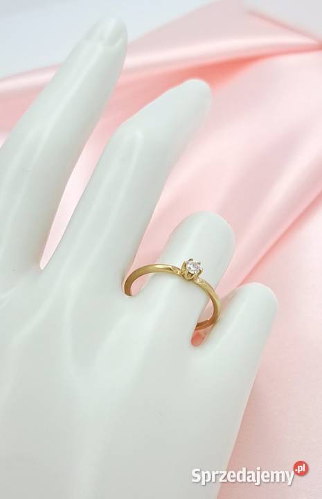 Pierścionek r16 Złoty pr333 z jednym kamieniem Poznań
