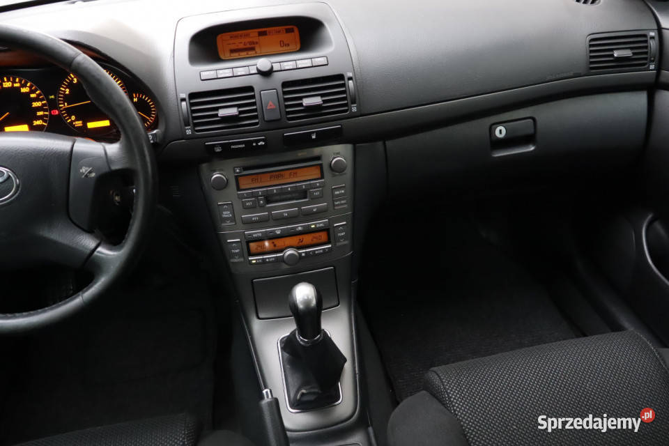 Toyota Avensis 18 VVTi Avensis śląskie Zabrze