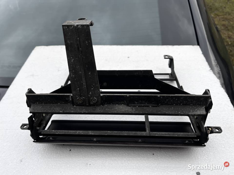RAMKA DEKOR DESKI RADIA DREWNO BMW E38 osobowe Pilzno
