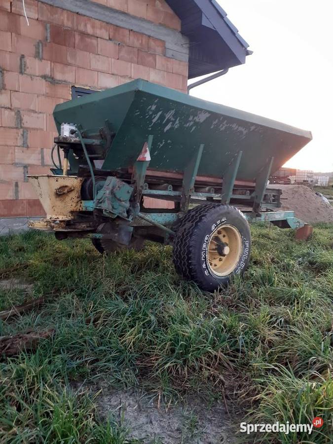 Rozsiewacz piast wapna i nawozu rcw 1 rcw 3 sprzedam