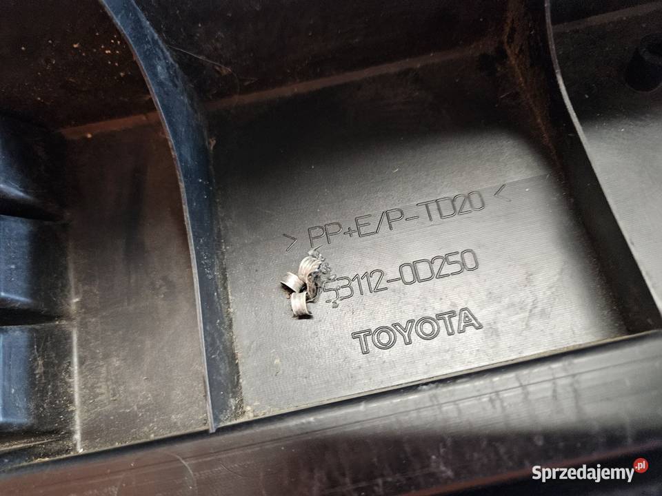 TOYOTA YARIS III 3 HYBRID HYBRYDA KRATKA Międzychód