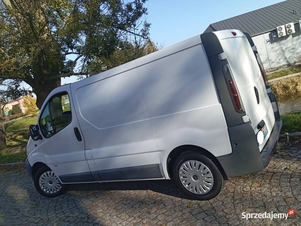 ŁADNE VIVARO 19 DIESEL HAK ZAREJESTR 1KM Gostynin sprzedam