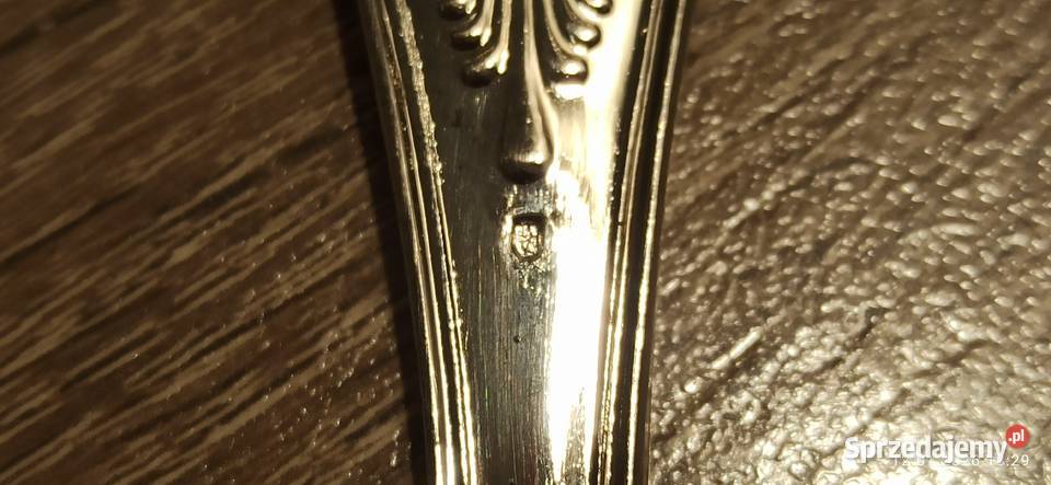 Ekskluzywny Komplet Sztućców z Motywem Muszli