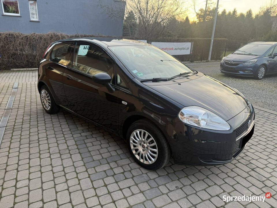 Fiat Grande Punto 12 69 Klimatyzacja lakier metallic Orzech