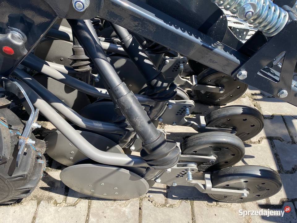 Siewnik talerzowy Agro Tom PST 30 Maszyny rolnicze Sokołów Podlaski