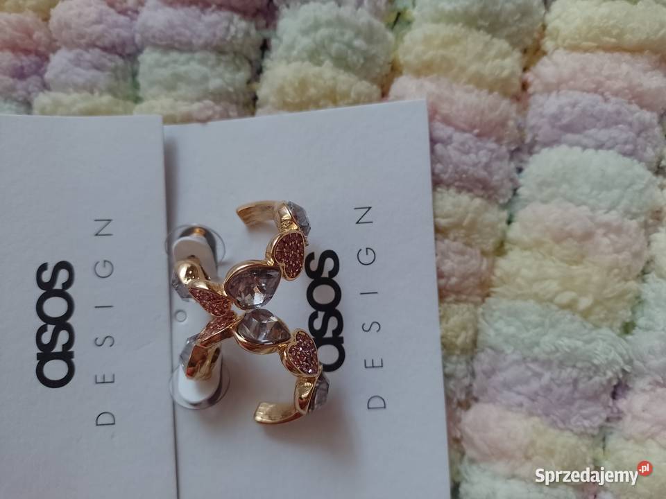 ASOSSubtelneBogato zdobione kolczyki serca z Kraków