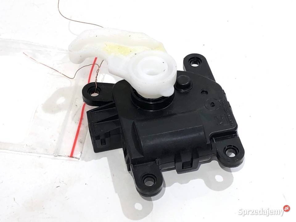 SILNIK NAGRZEWNICY HYUNDAI H400730881 KONA Silniki