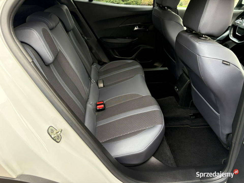 Peugeot 2008 15 HDI 102 Full LED Kamera Navi Rok produkcji 2020 Lipówki