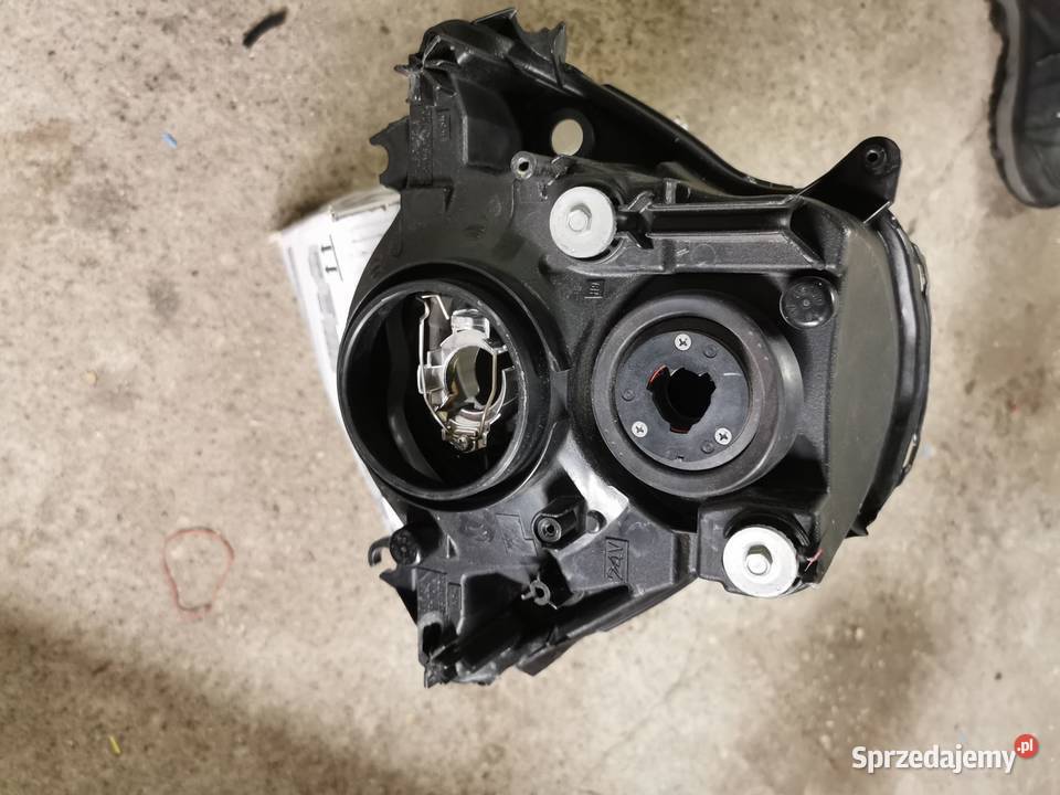 Reflektor lampa Suzuki GsxR 600 k6 k7 Europa