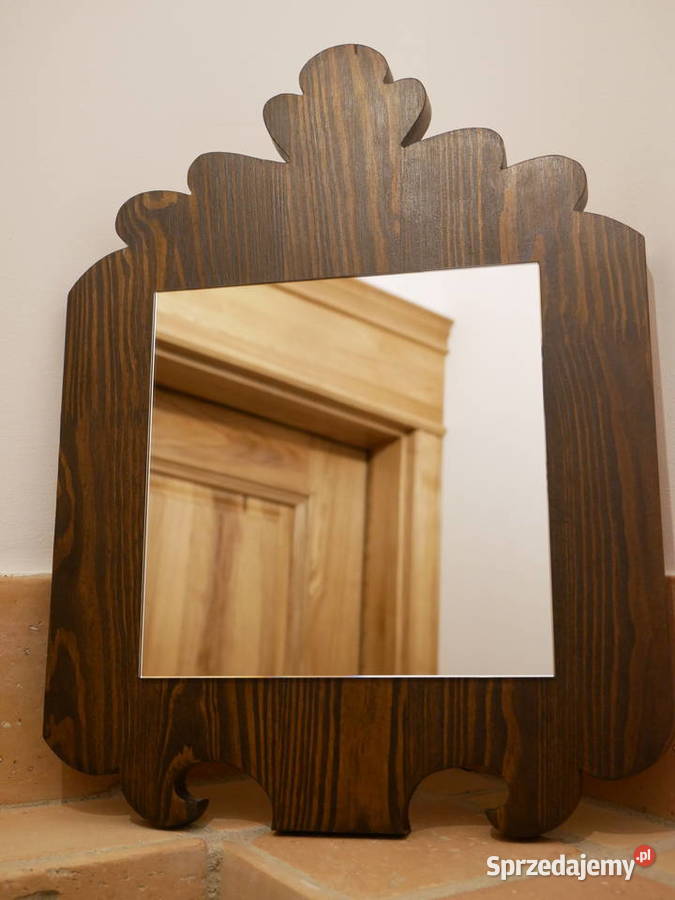 Lusterko na ozdobnej desce