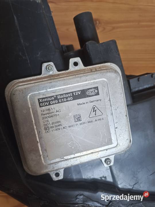 Lampy przednie xenony opel astra j