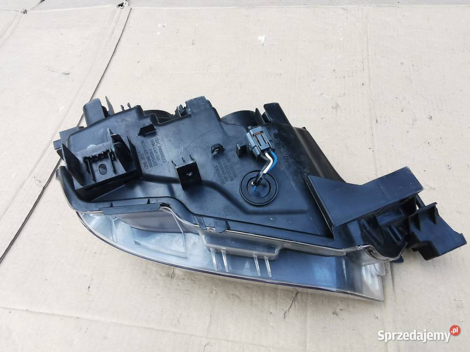 Lampa przód lewa lh mazda cx3 15 zwykła soczewka Międzychód