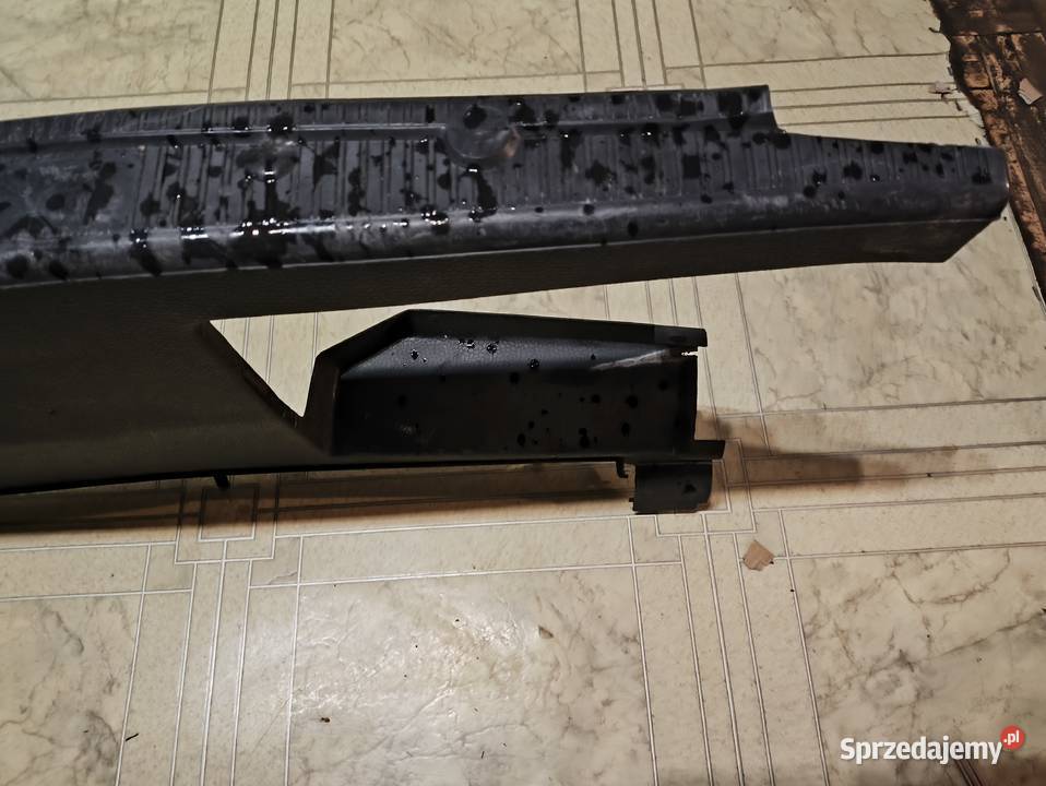 Mercedes 190 W201 osłona tylnej ścianki świętokrzyskie Skarżysko-Kamienna sprzedam