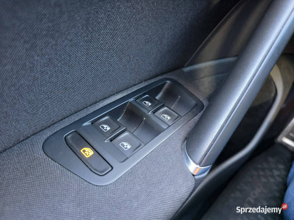 Volkswagen Golf 15 TSI 150 LED Alufelgi Klima Słupsk sprzedam