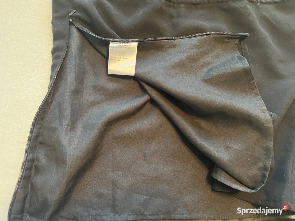 Koktajlowa bluzka na ramiączkach z koralikowym