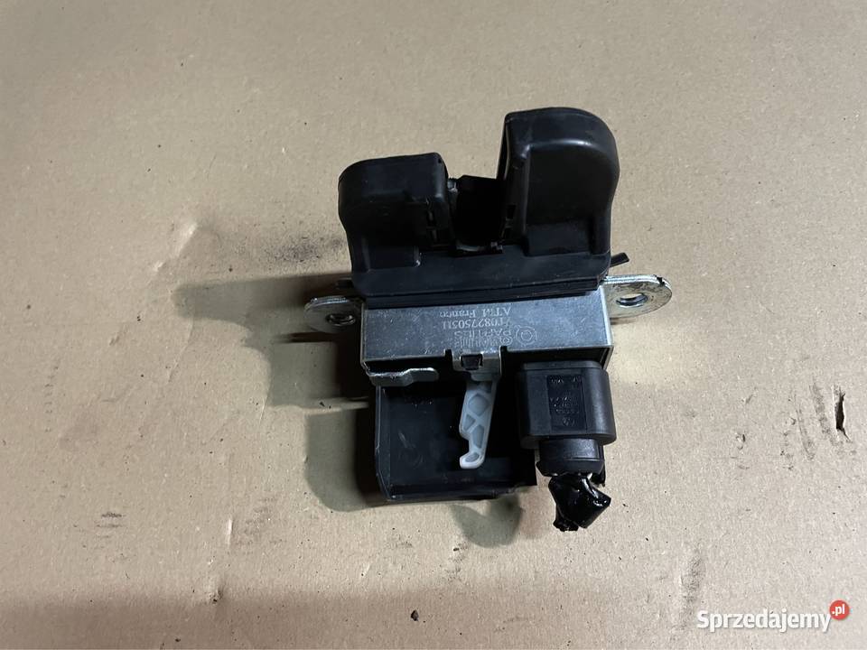 1T0827505 zamek tylnej klapy vw golf V 5 osobowe Szczecin sprzedam
