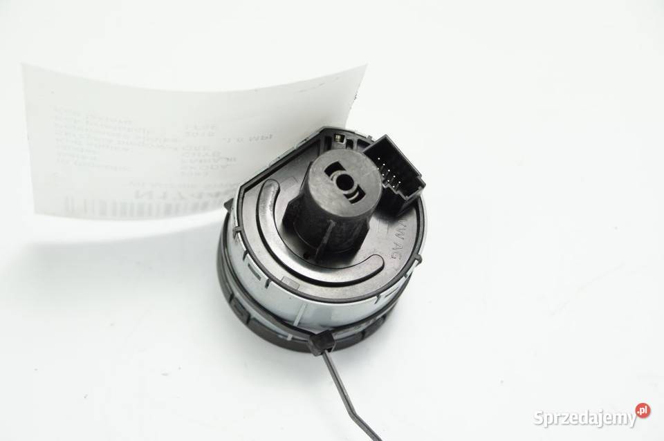 WŁĄCZNIK ŚWIATEŁ SKODA FABIA III 5E0941431E osobowe Lipno