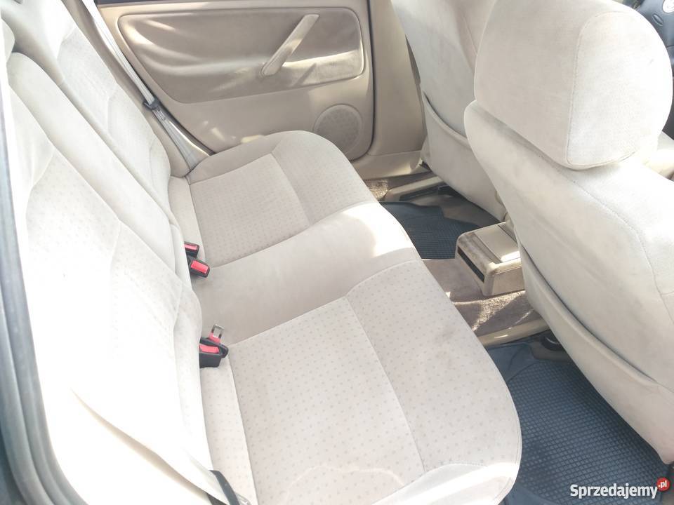 Okazja Volkswagen Passat B5 sedan welurowa tapicerka Rzeszów