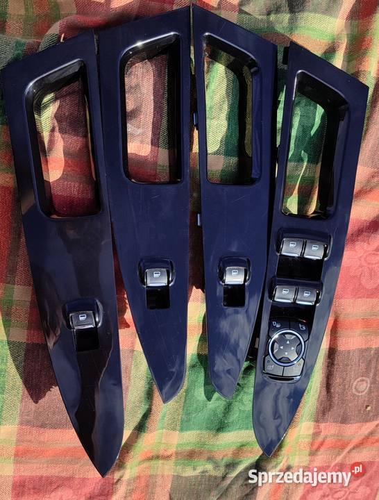 KONSOLA Mondeo mk5 Dekory Boczki 2017 i inne Deski rozdzielcze, konsole