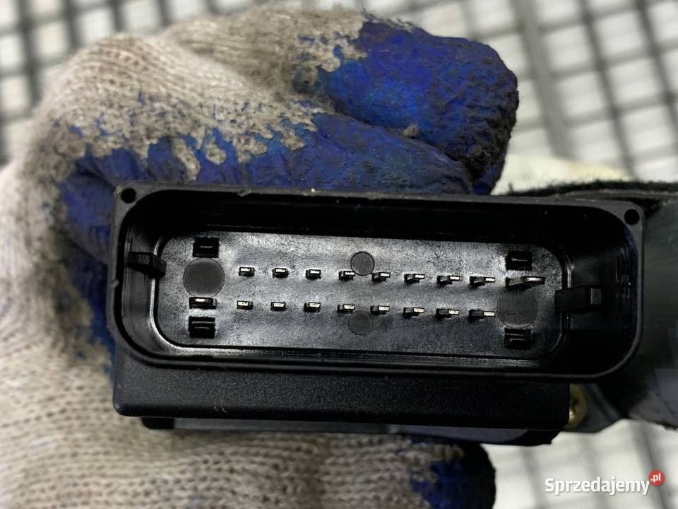 PODNOŚNIK SZYBY LEWY TYŁ SEAT ALTEA 5P0839401