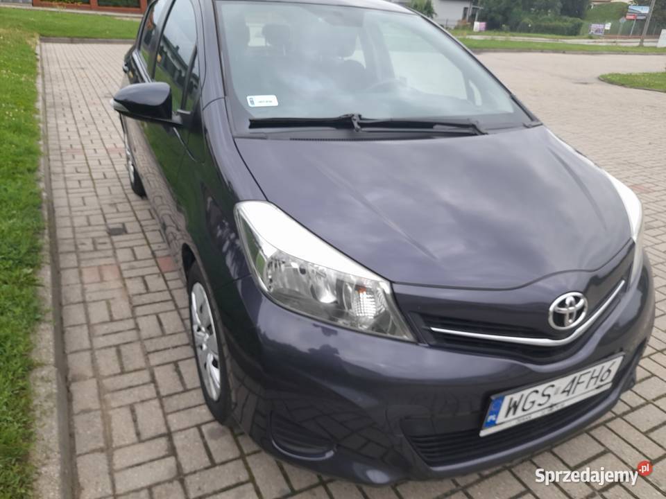 TOYOTA YARIS III z 2013R prywatny krajowy ABS Gostynin sprzedam
