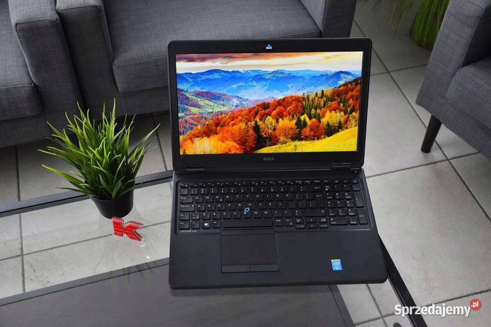 Laptop Dell E5550 Full HD i55300U 16GB 240GB SSD Dell Wrocław