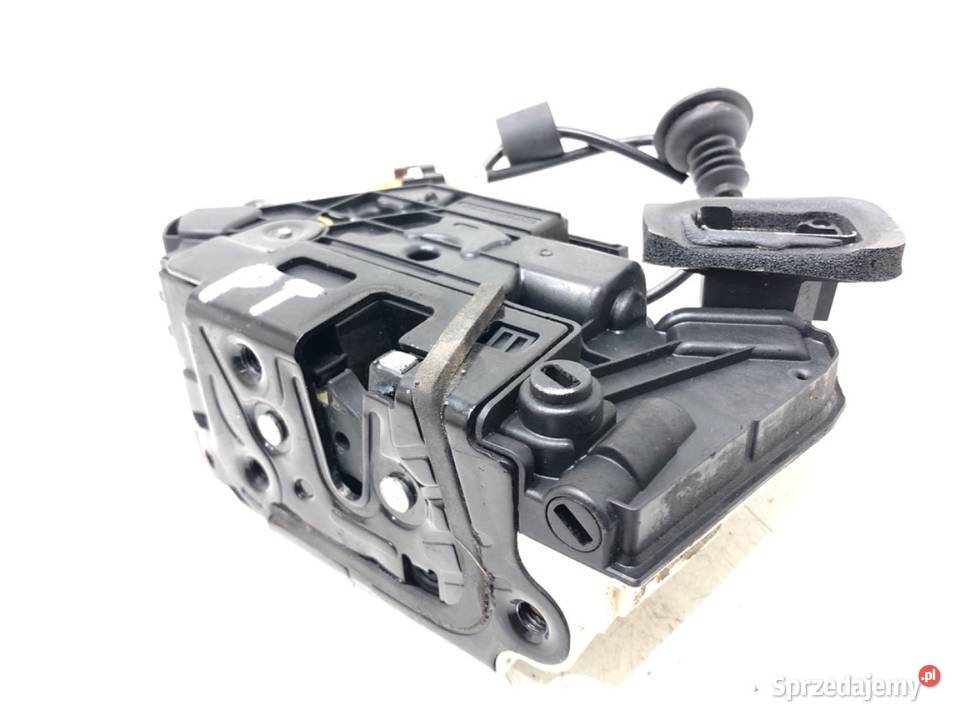 ZAMEK DRZWI PRAWY TYŁ SKODA RAPID Hatchback Części samochodowe