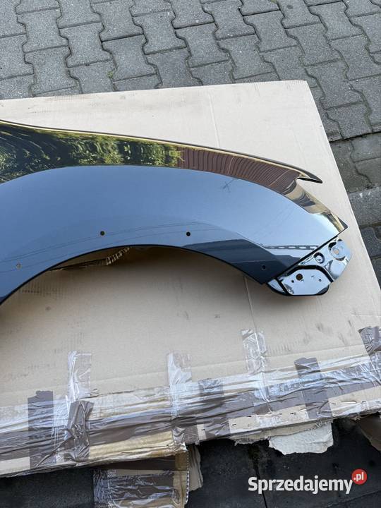 Nowy pomalowany błotnik prawy przód Dacia osobowe Kłobuck