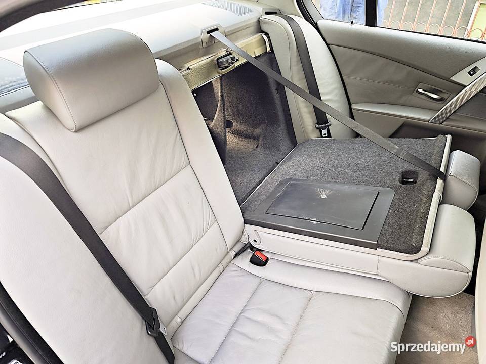 BMW E60 Sedan tylna kanapa rozkładanadzielona Suwałki
