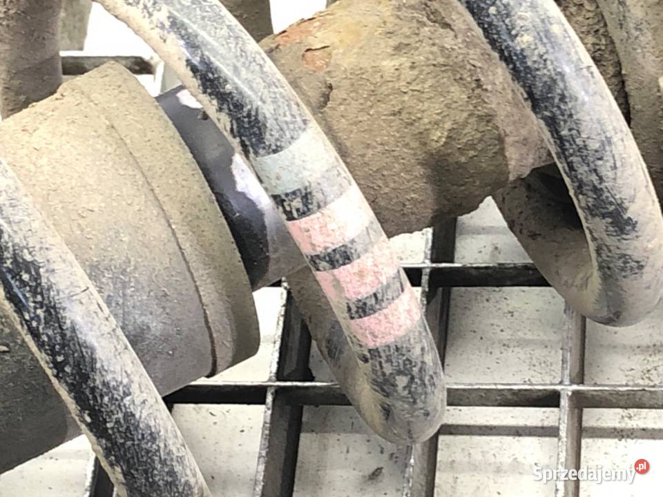 AMORTYZATOR LEWY PRZÓD ZE SPRĘŻYNĄ AUDI A6 C6 20 Części samochodowe