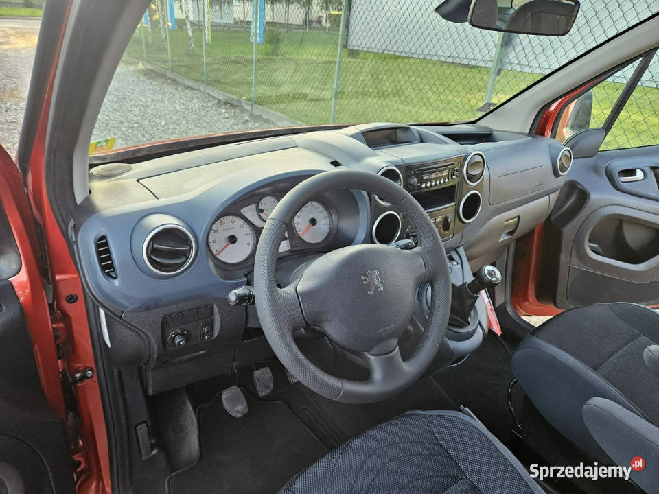 Peugeot Partner Opłacony Zdrowy Zadbany komputer pokładowy Kisielice