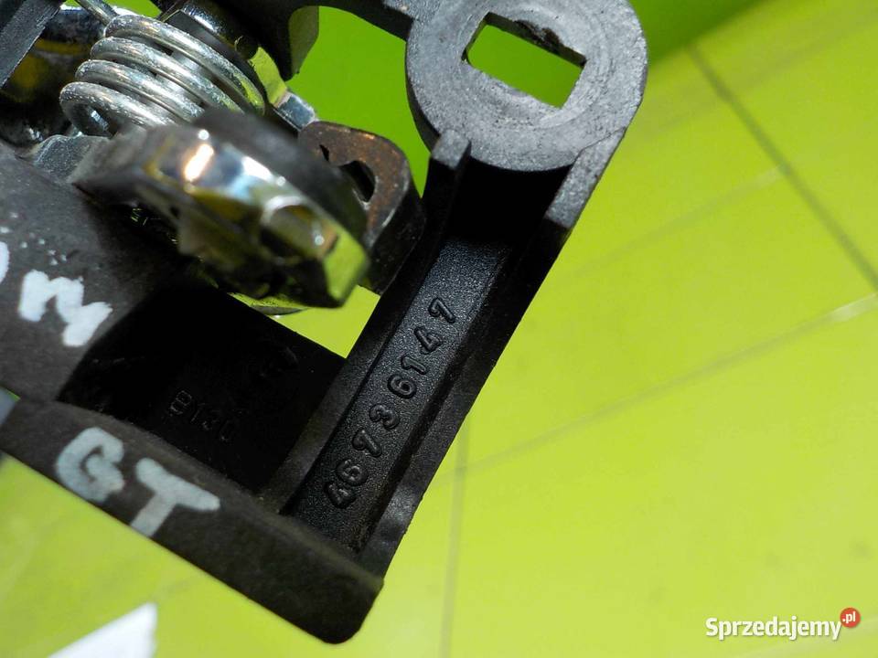 ALFA ROMEO GT klamka drzwi prawa przod 46736147 Klamki wewnętrzne mazowieckie Suków