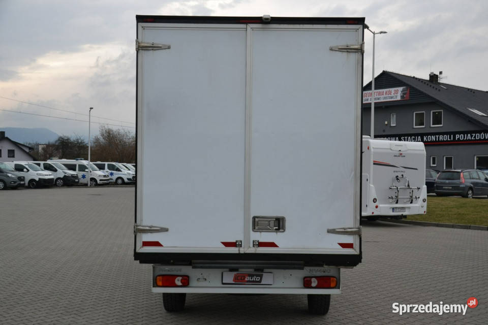 Nissan NV 400 23 diesel 130 6biegów kontener
