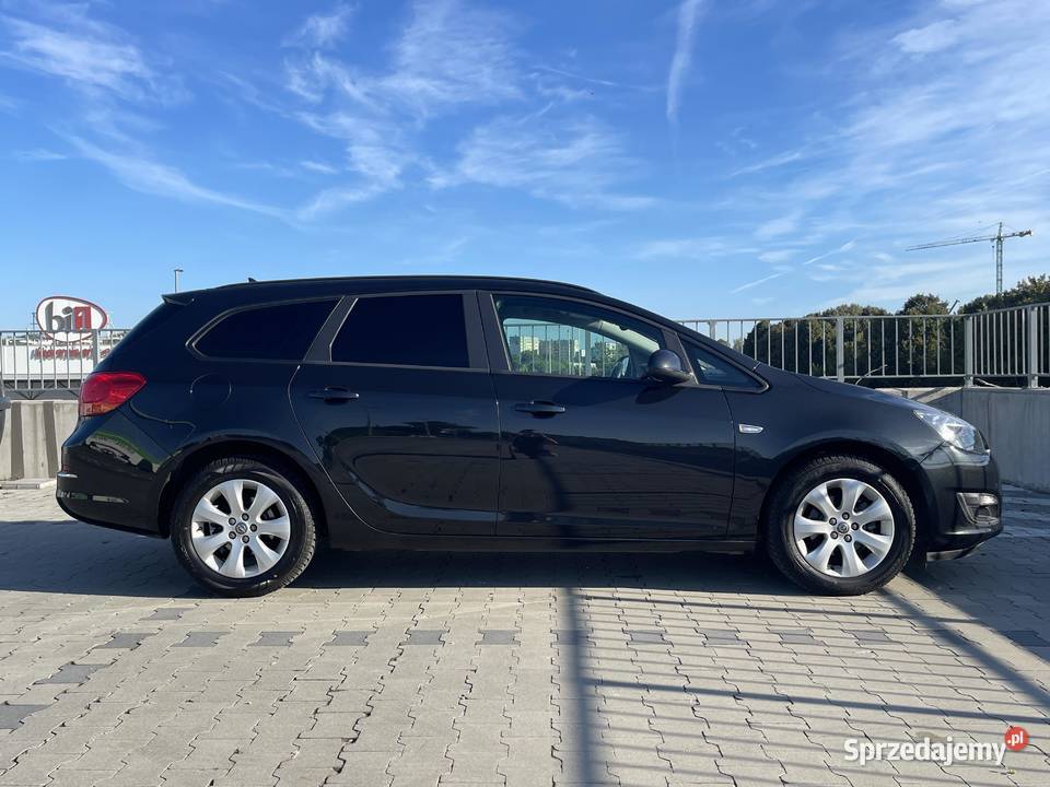 OPEL ASTRA J 14 TURBO 140 2015 141490 KOMBI Samochody osobowe Rzeszów