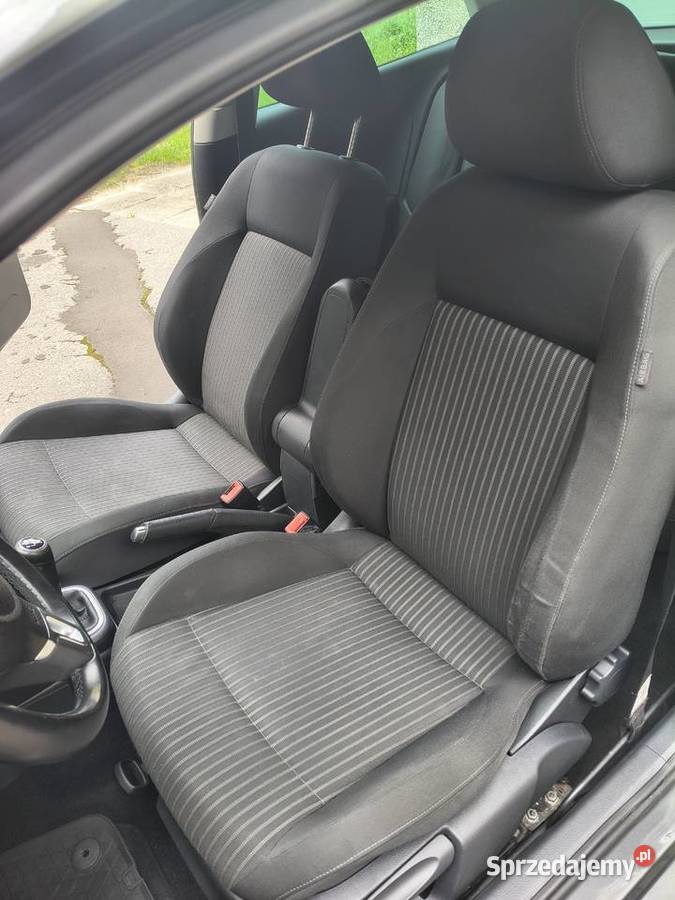 SPRZEDAM SAMOCHÓD VW POLO Z 2010 ROKU radio Warszawa