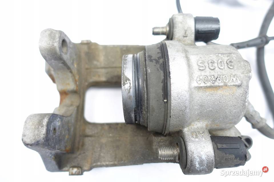 BMW 4 F36 Gran Coupe 20i PRZEDNI ZACISK Pozostałe Rudka